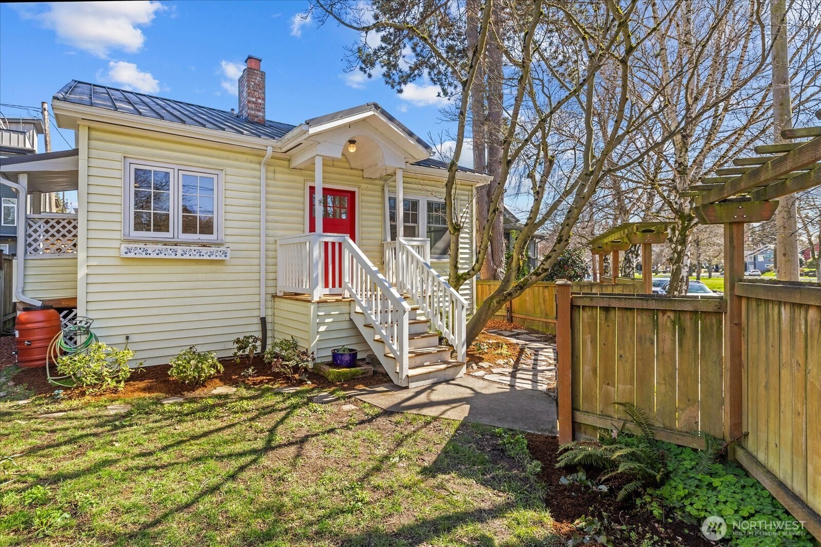 810 NE Ravenna Boulevard , Seattle, WA 98115