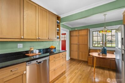 810 NE Ravenna Boulevard , Seattle, WA 98115 - Photo 11