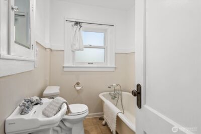 810 NE Ravenna Boulevard , Seattle, WA 98115 - Photo 14