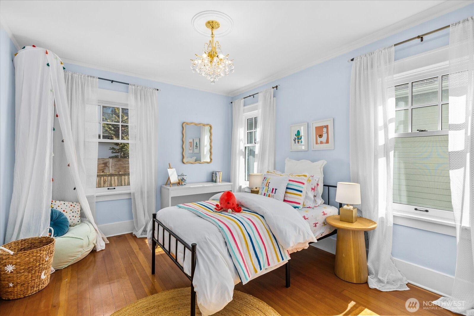 810 NE Ravenna Boulevard , Seattle, WA 98115