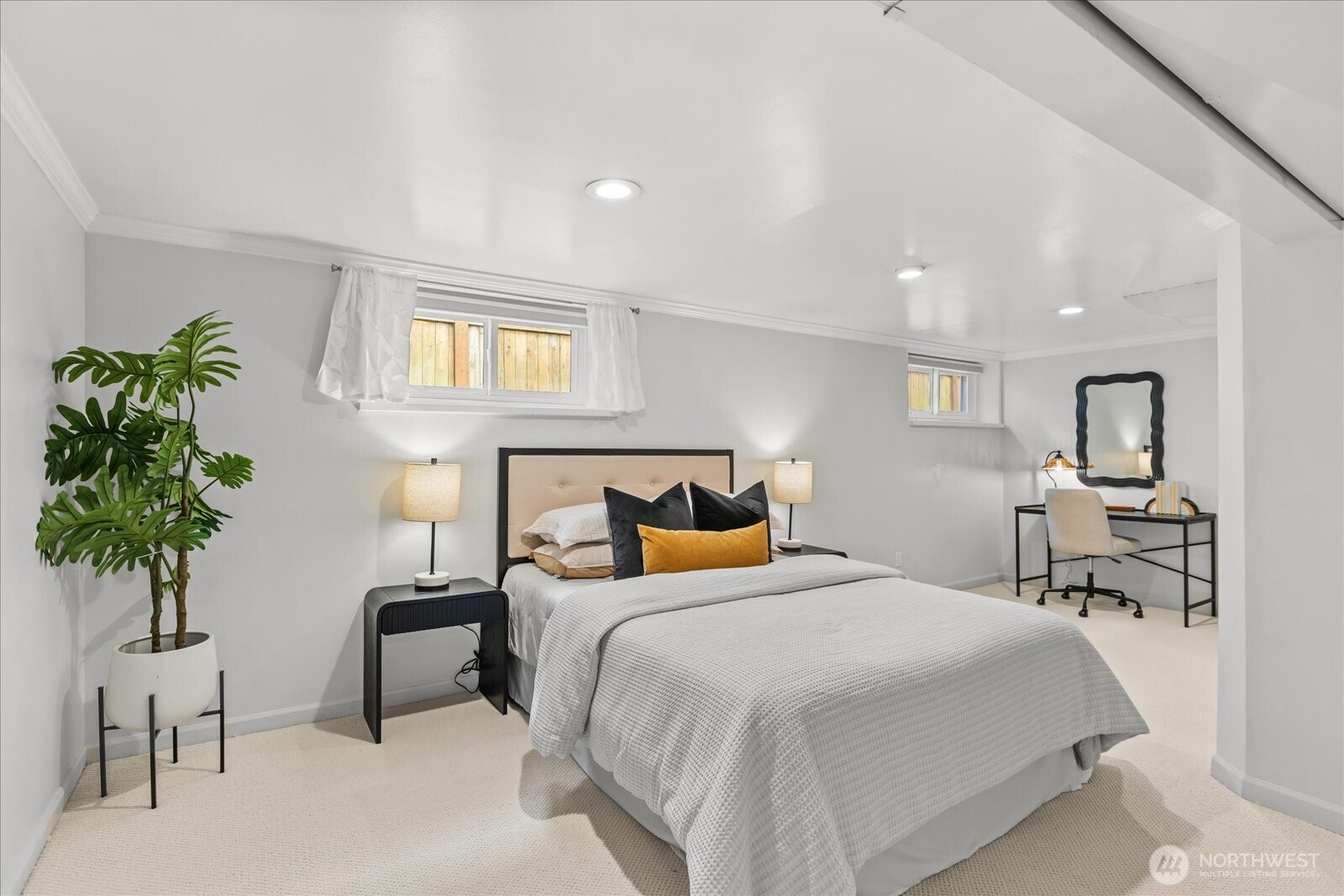 810 NE Ravenna Boulevard , Seattle, WA 98115