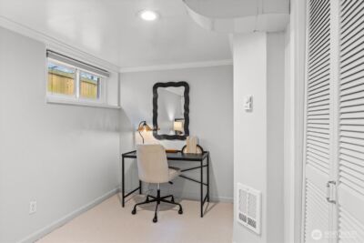 810 NE Ravenna Boulevard , Seattle, WA 98115 - Photo 23