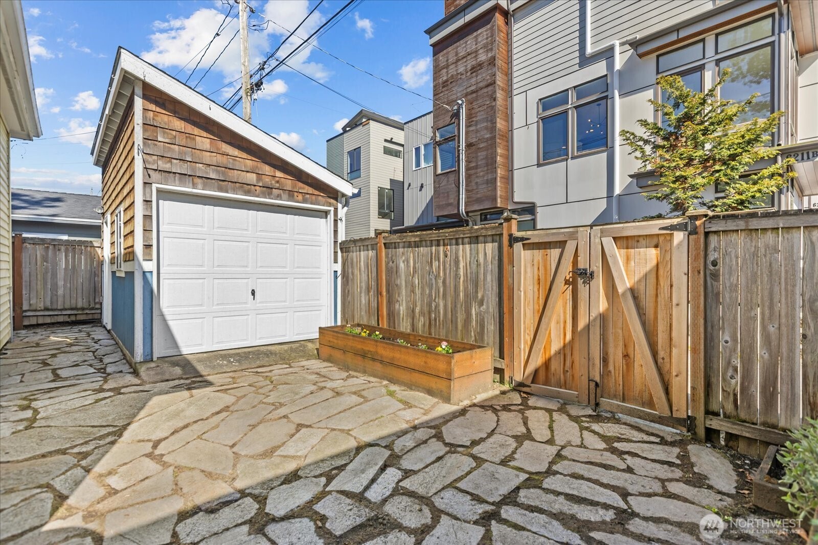 810 NE Ravenna Boulevard , Seattle, WA 98115