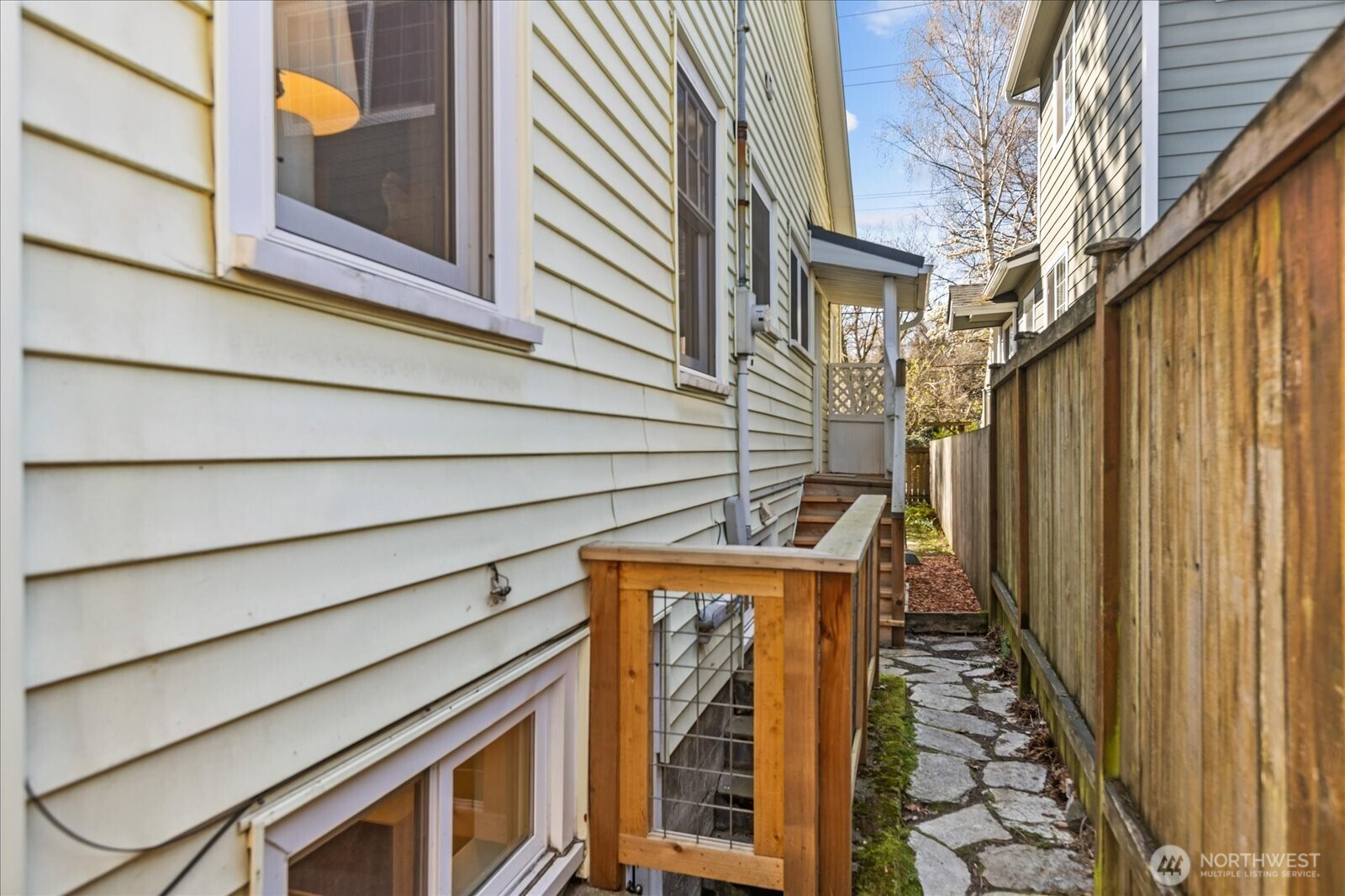 810 NE Ravenna Boulevard , Seattle, WA 98115