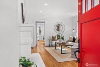 810 NE Ravenna Boulevard , Seattle, WA 98115 - Photo 3