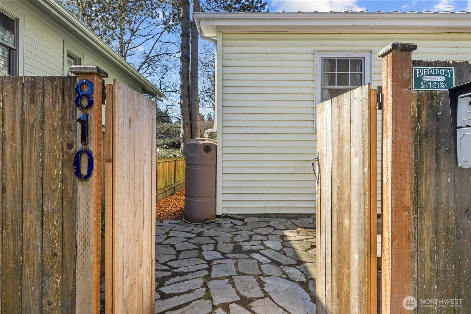 810 NE Ravenna Boulevard , Seattle, WA 98115