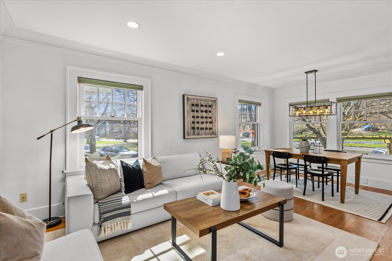 810 NE Ravenna Boulevard , Seattle, WA 98115