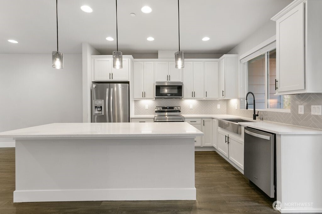 13421 Admiralty Way #D3, Lynnwood, WA 98087