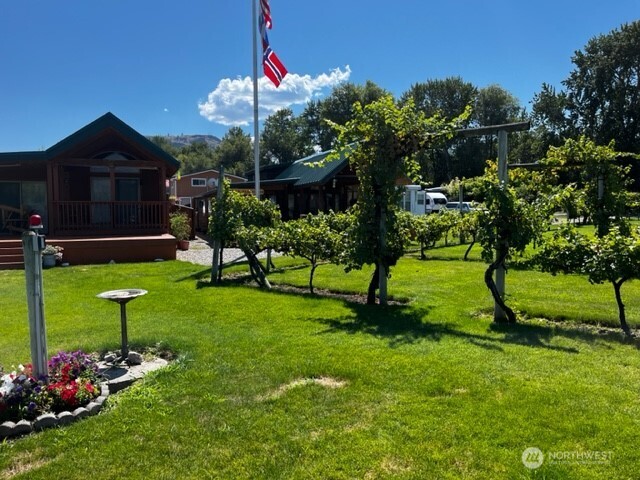 15 Oro Beach Drive #25,31, Oroville, WA 98844