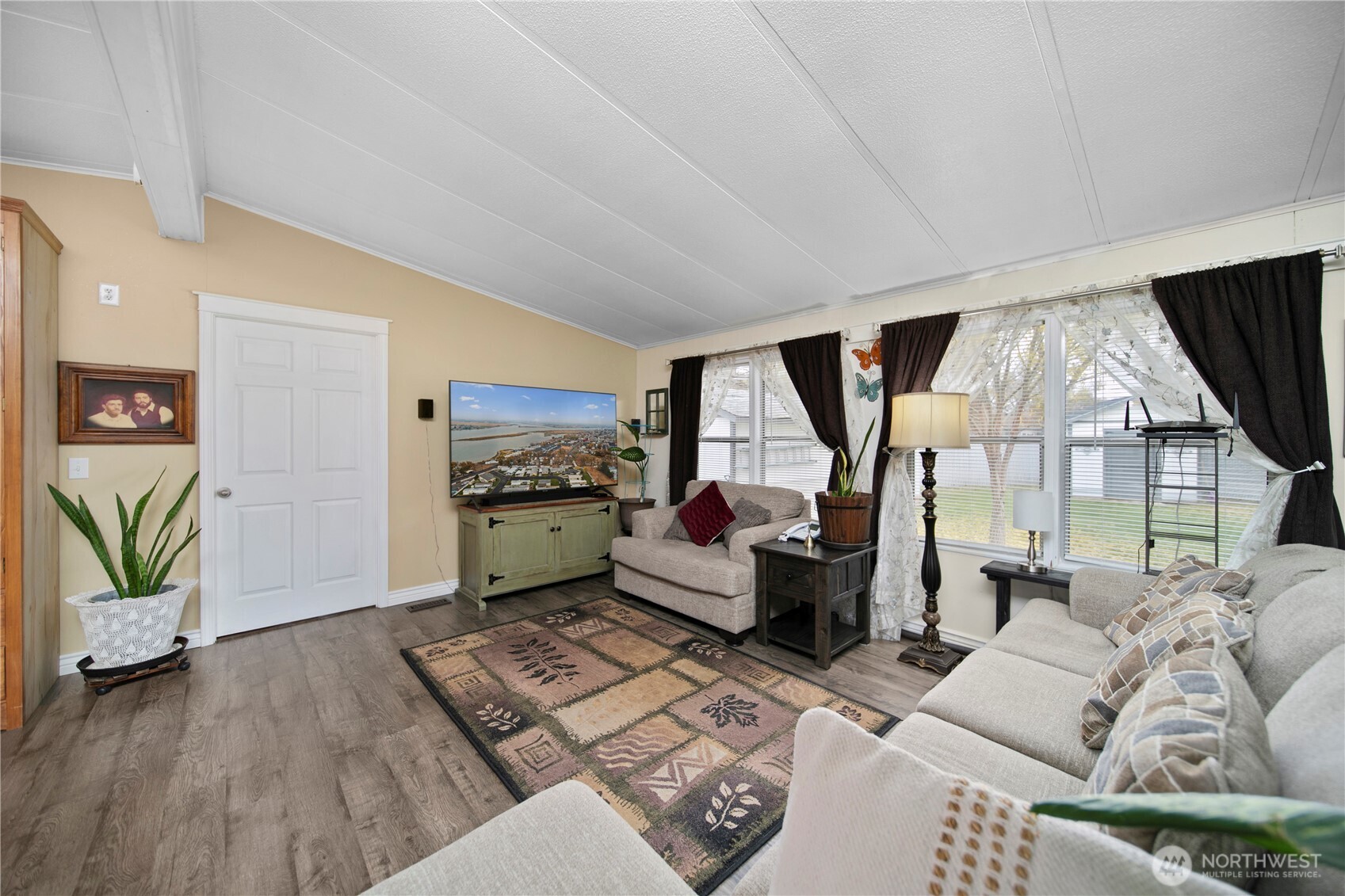 2240 W Broadway Avenue #129, Moses Lake, WA 98837