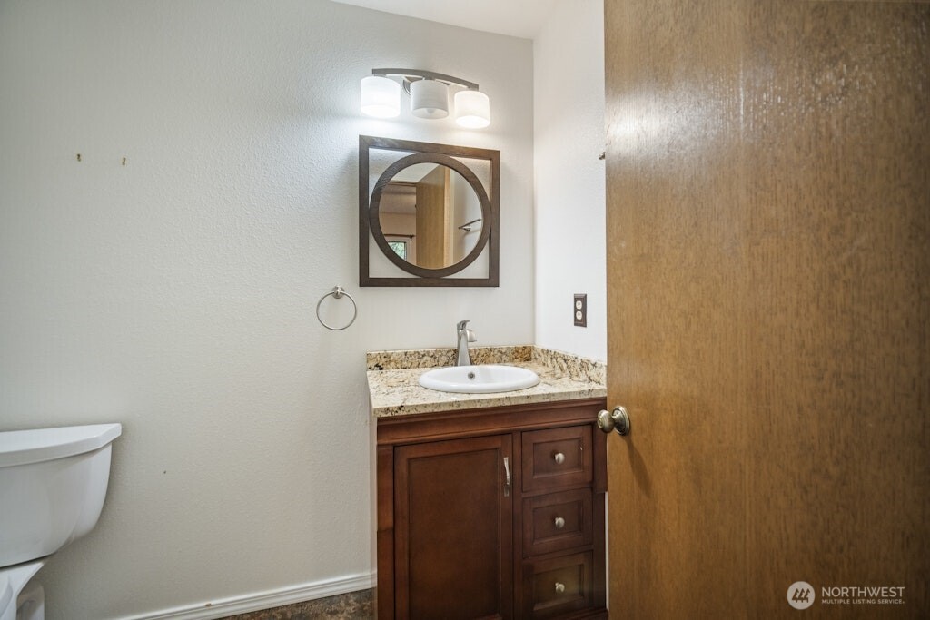 8727 Johnson Point Road NE, Olympia, WA 98516