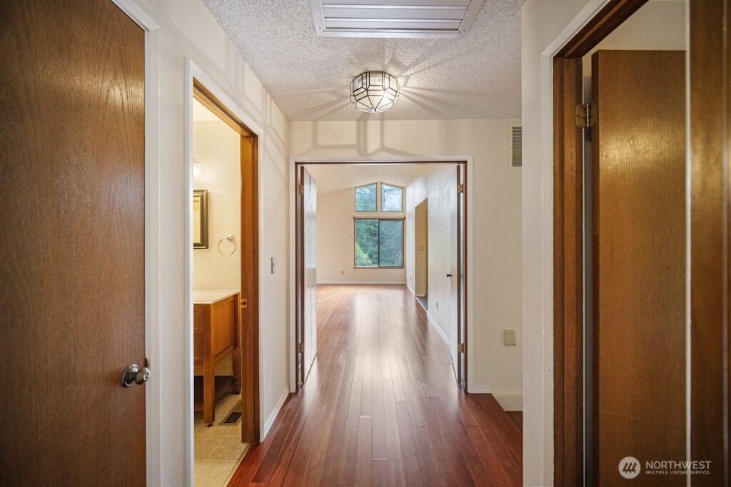 8727 Johnson Point Road NE, Olympia, WA 98516