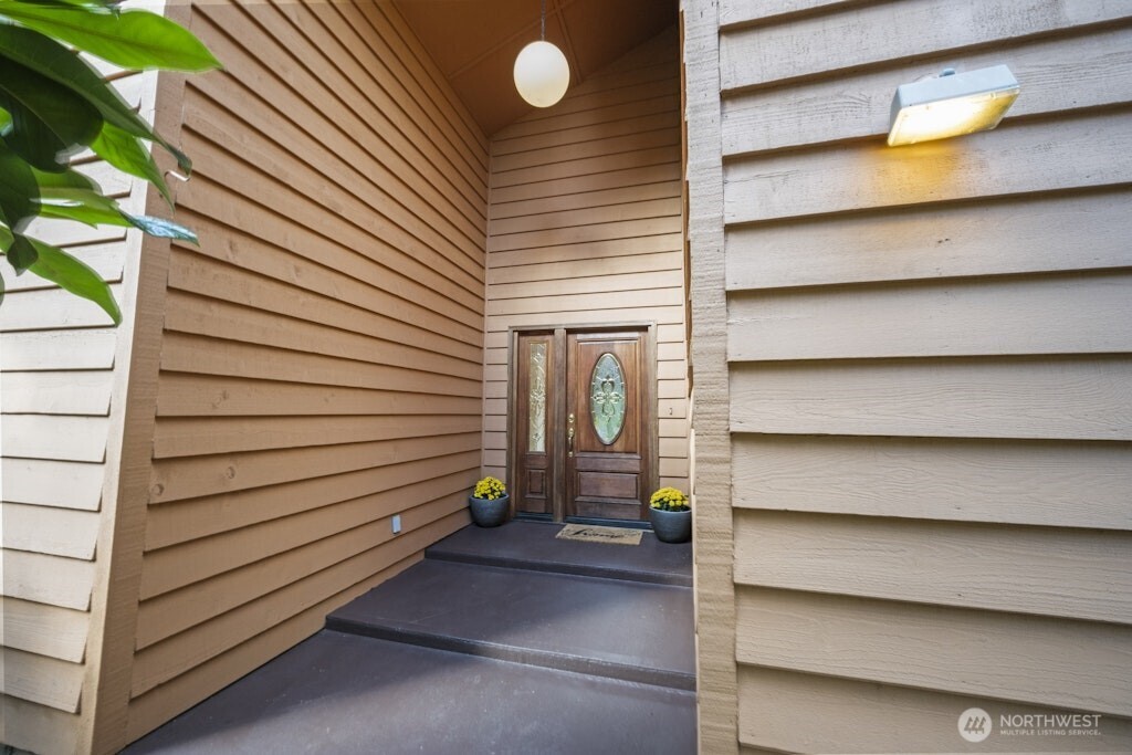 8727 Johnson Point Road NE, Olympia, WA 98516