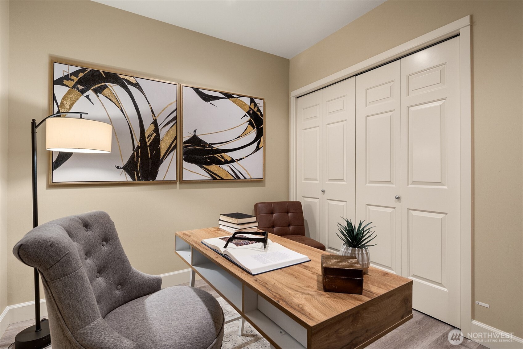 10047 Main Street #305, Bellevue, WA 98004