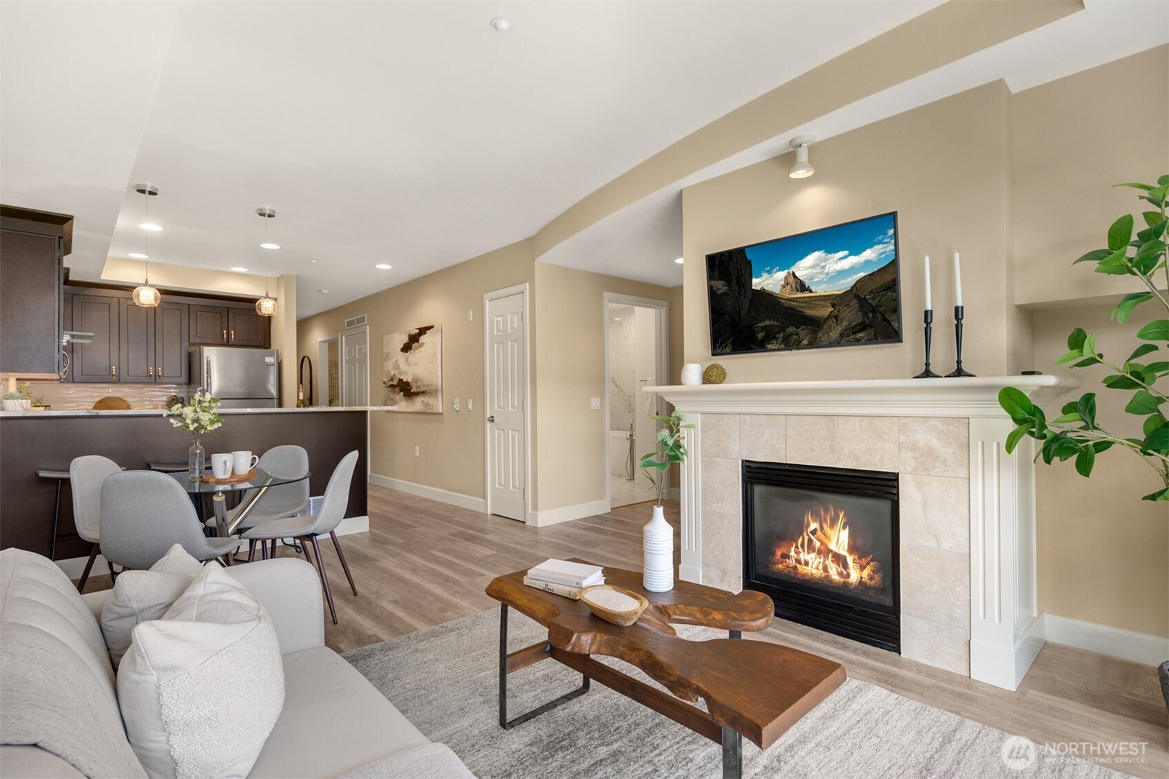 10047 Main Street #305, Bellevue, WA 98004