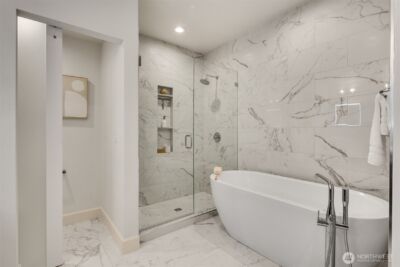 10047 Main Street #305, Bellevue, WA 98004 - Photo 17