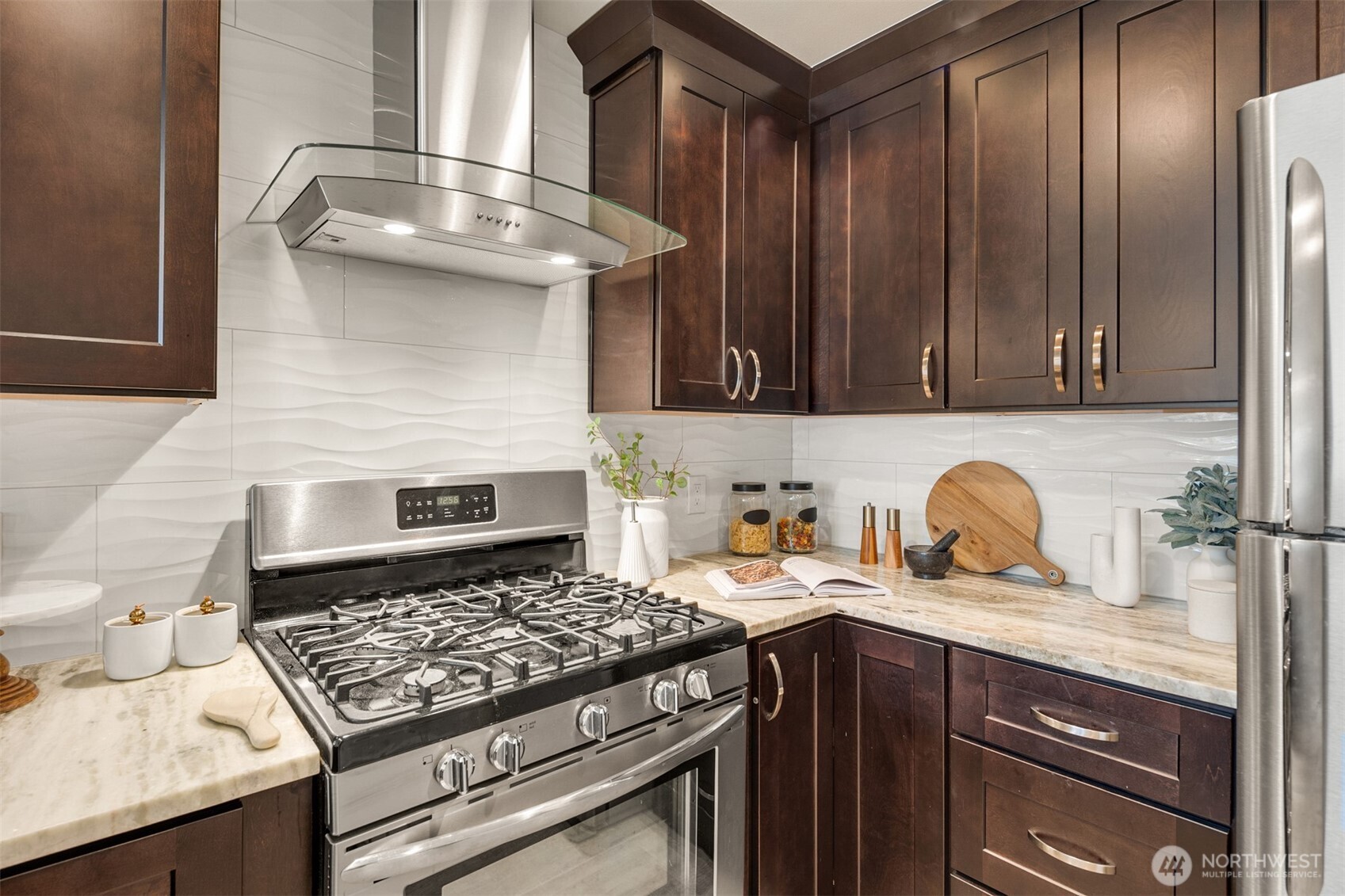 10047 Main Street #305, Bellevue, WA 98004