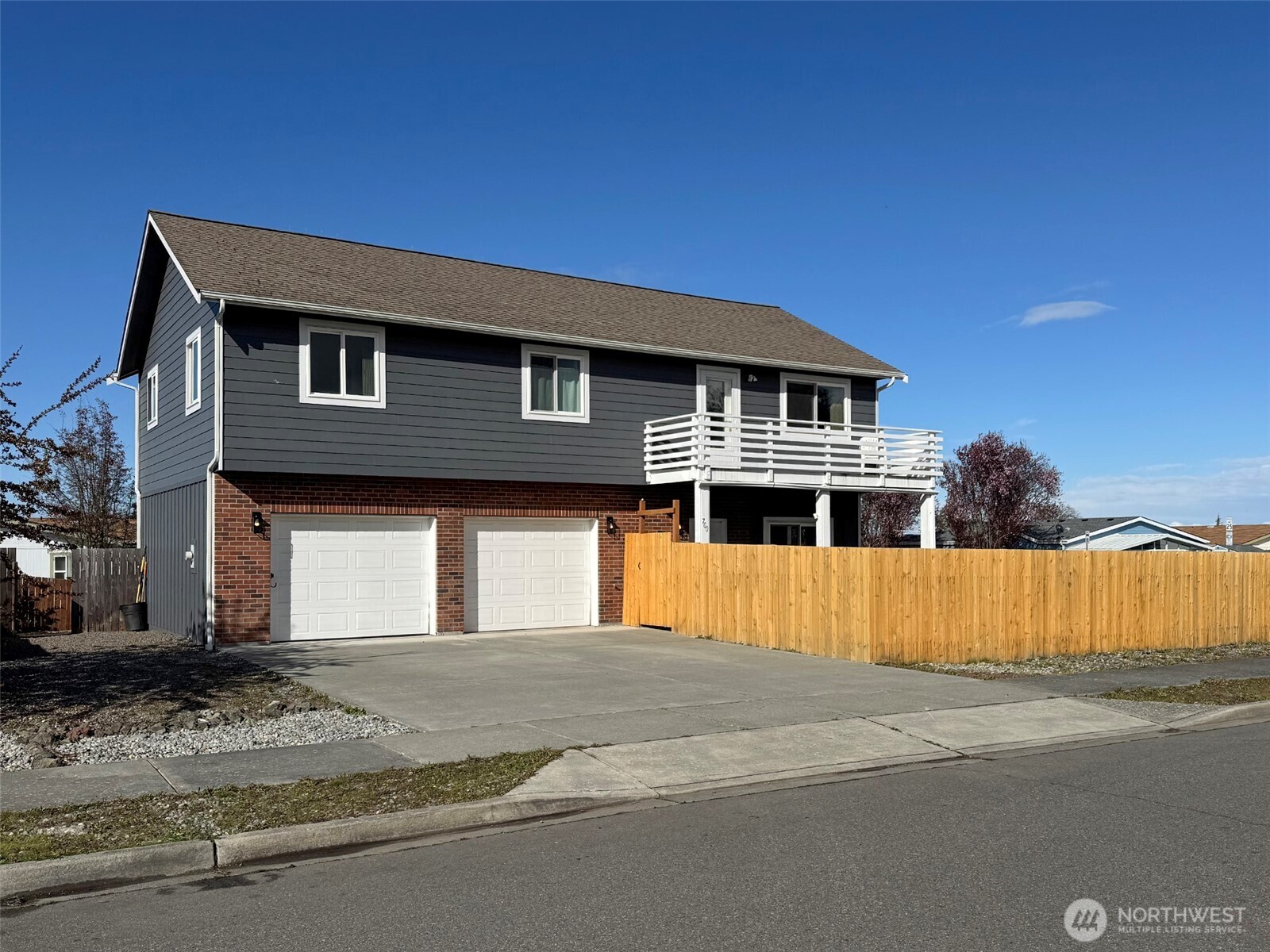 700 W Fir Street , Sequim, WA 98382