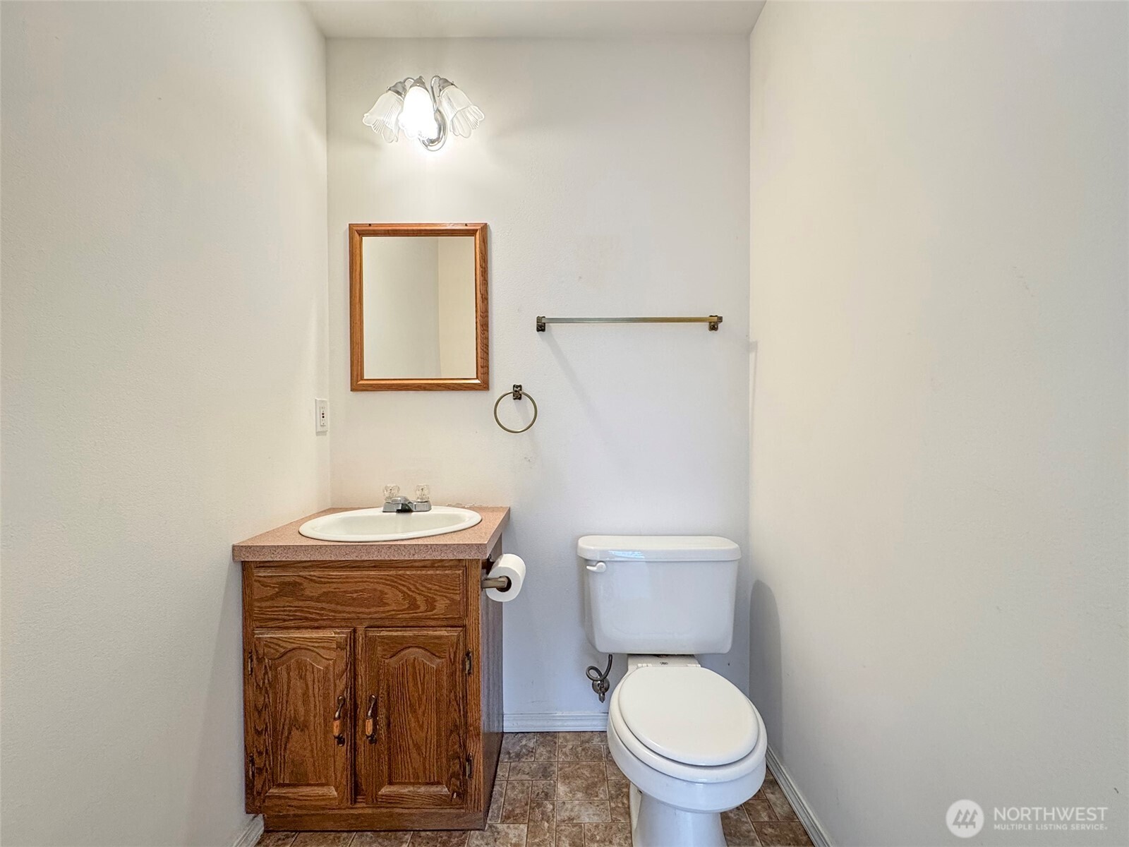 700 W Fir Street , Sequim, WA 98382