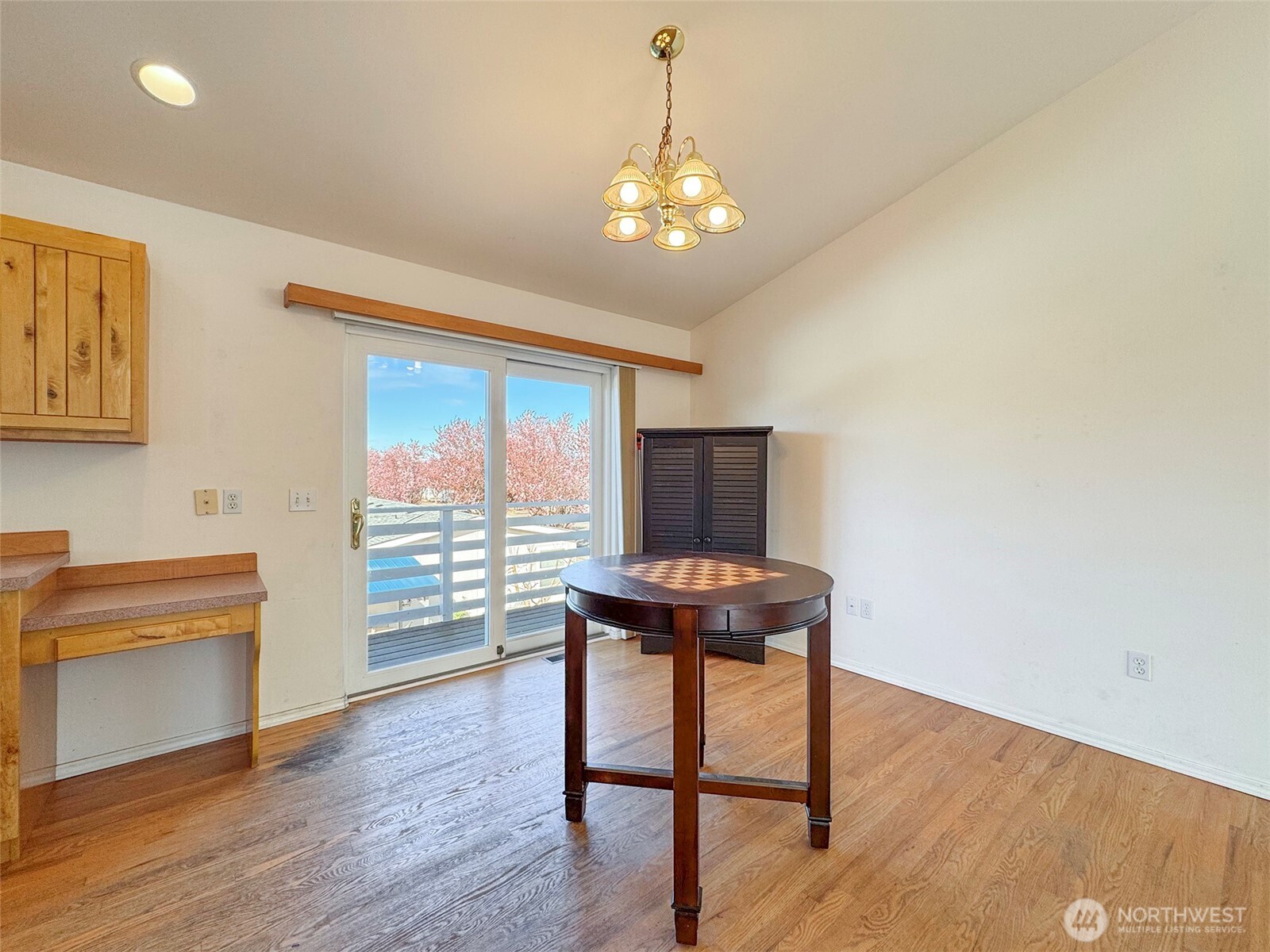 700 W Fir Street , Sequim, WA 98382