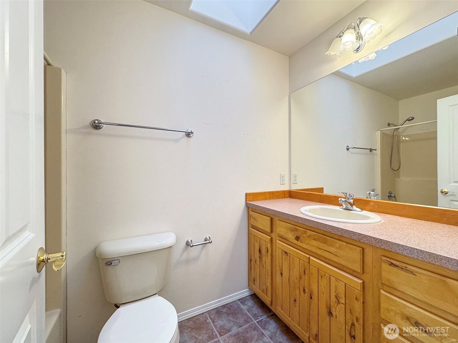 700 W Fir Street , Sequim, WA 98382