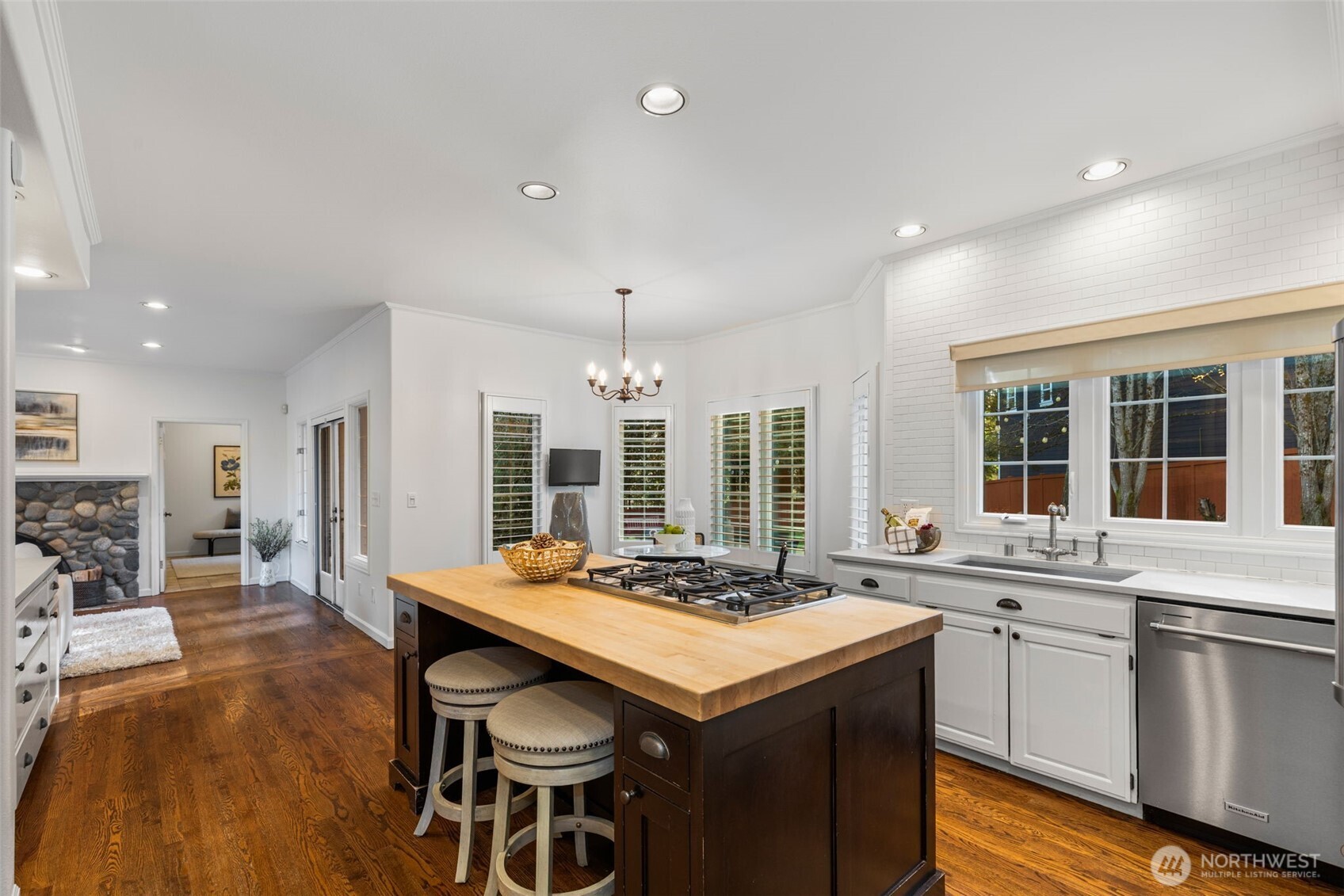 23837 SE 45th Street , Sammamish, WA 98029