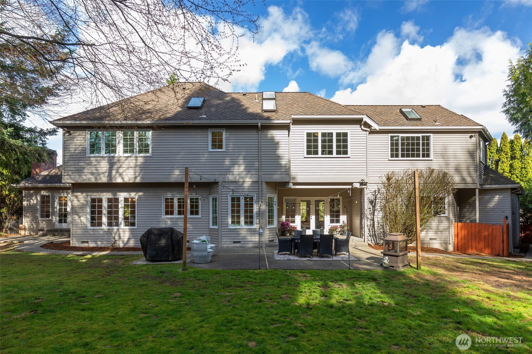 23837 SE 45th Street , Sammamish, WA 98029