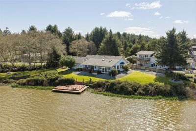 288 Overlake Street NE, Ocean Shores, WA 98569 - Photo 2