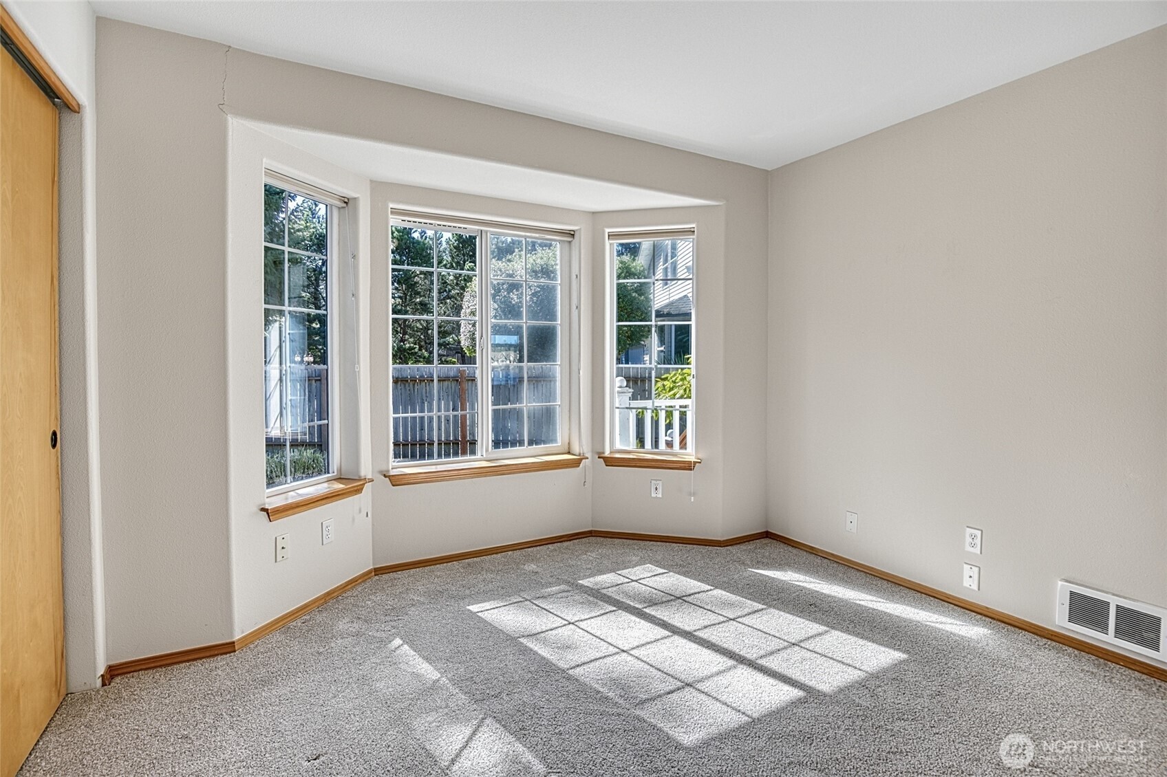 288 Overlake Street NE, Ocean Shores, WA 98569