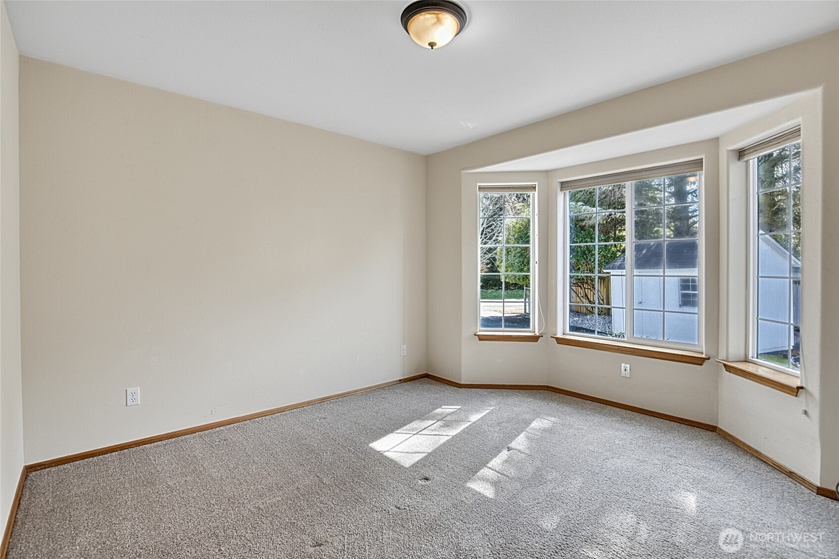 288 Overlake Street NE, Ocean Shores, WA 98569