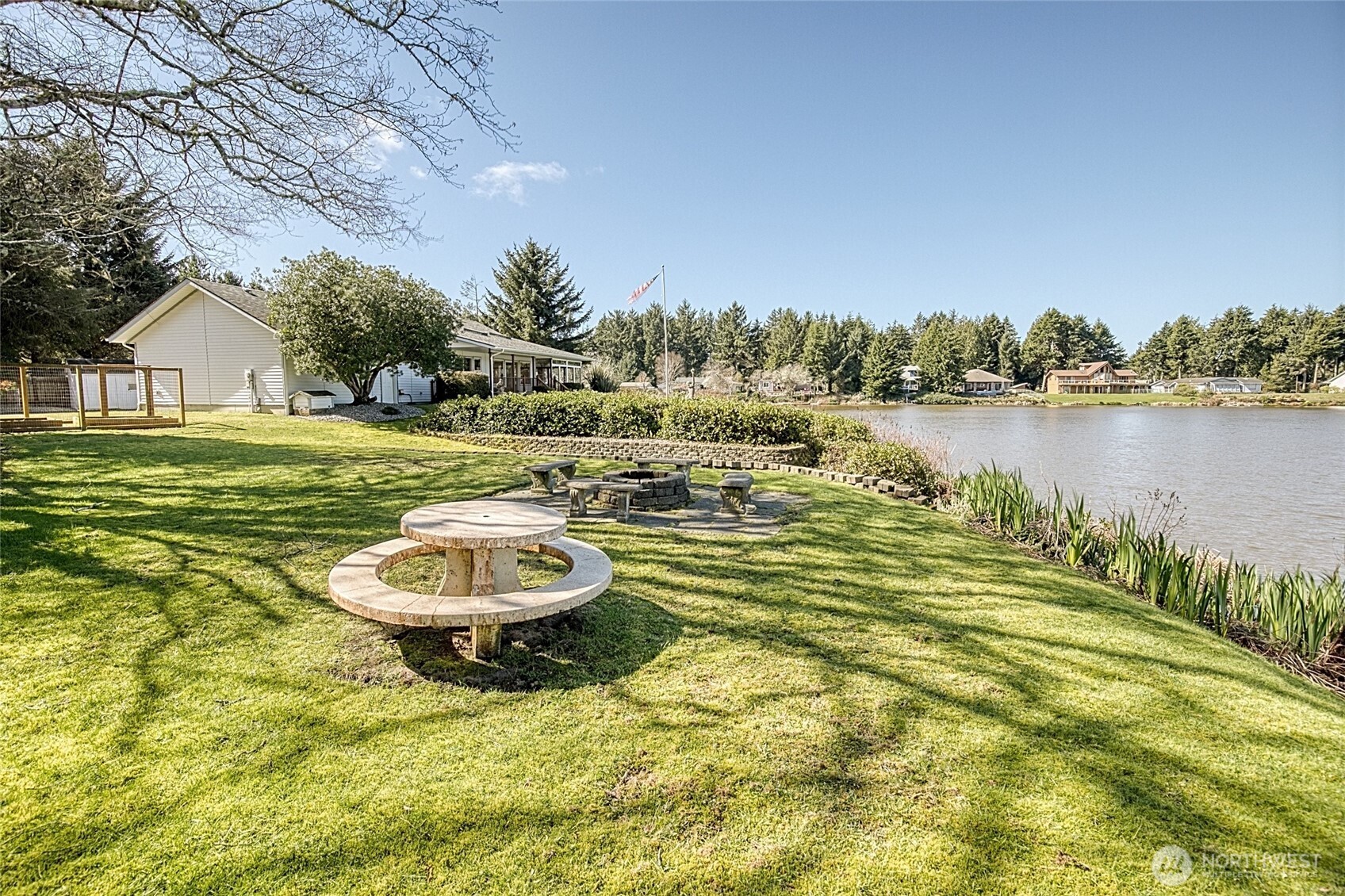 288 Overlake Street NE, Ocean Shores, WA 98569