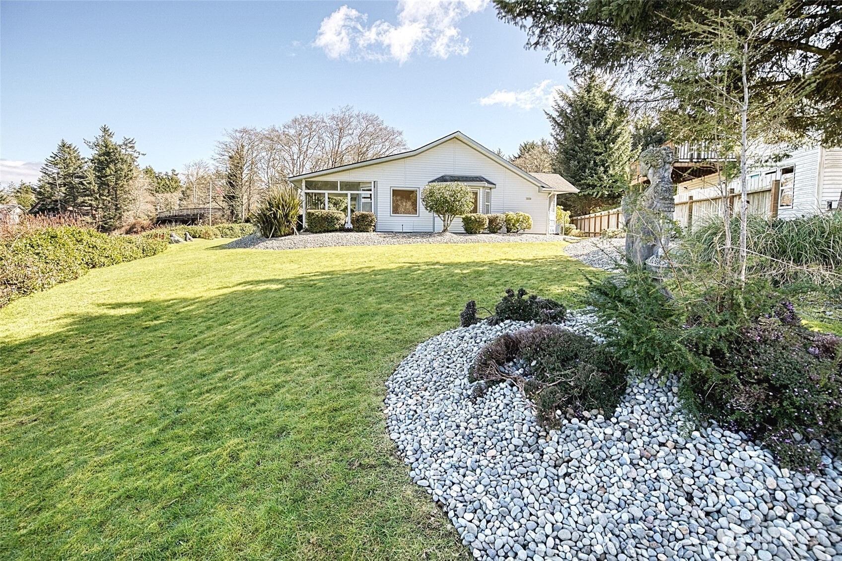 288 Overlake Street NE, Ocean Shores, WA 98569