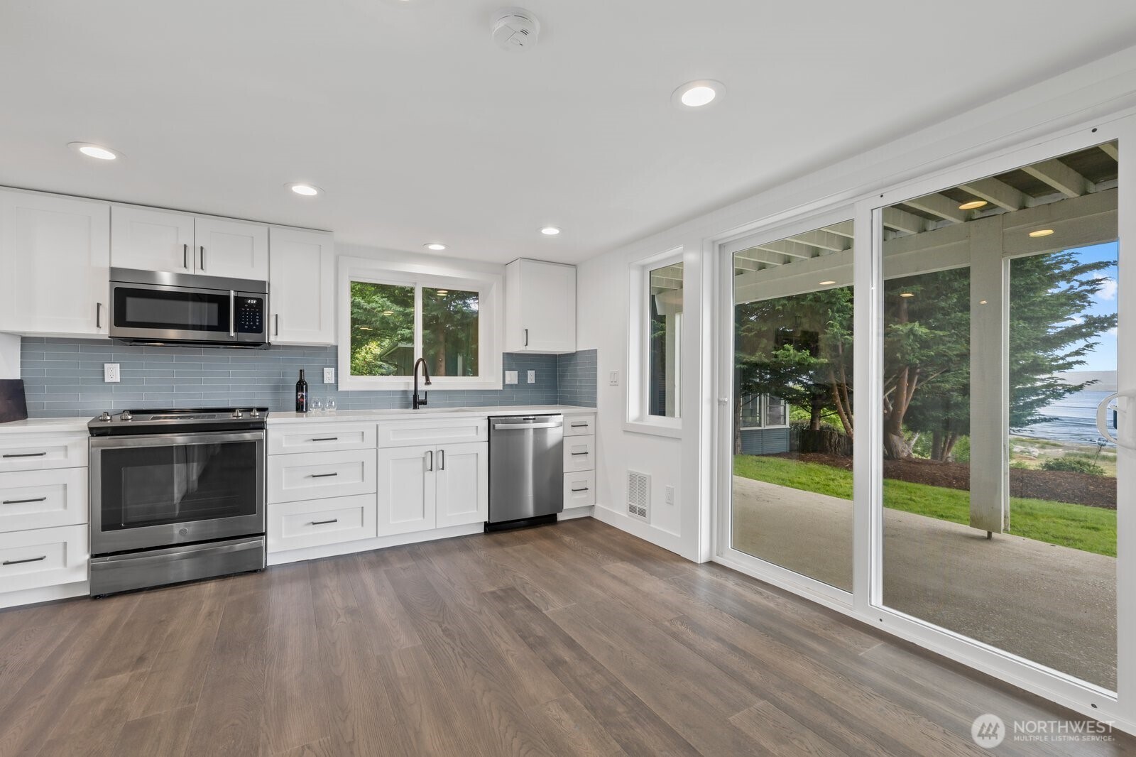 19810 Soundview Drive NW, Stanwood, WA 98292