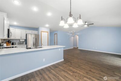 10109 Meadowside Lane SW, Rochester, WA 98579 - Photo 11