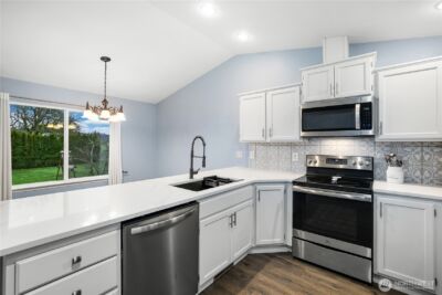 10109 Meadowside Lane SW, Rochester, WA 98579 - Photo 14