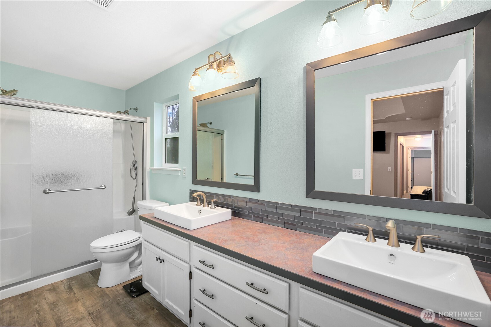 10109 Meadowside Lane SW, Rochester, WA 98579