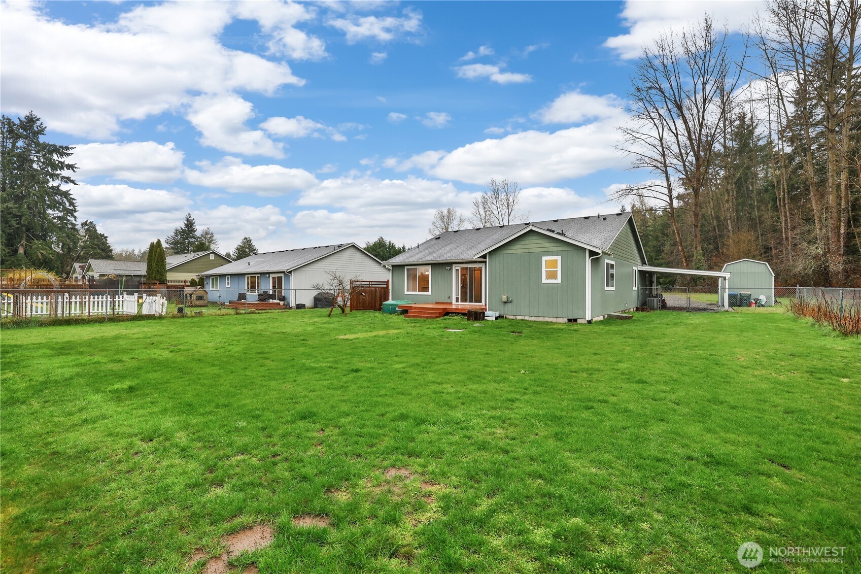 10109 Meadowside Lane SW, Rochester, WA 98579