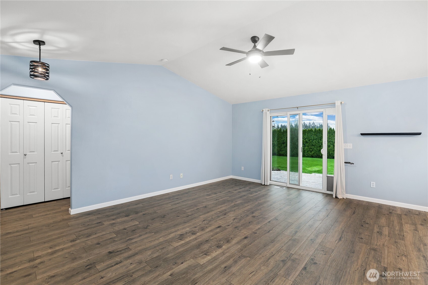 10109 Meadowside Lane SW, Rochester, WA 98579