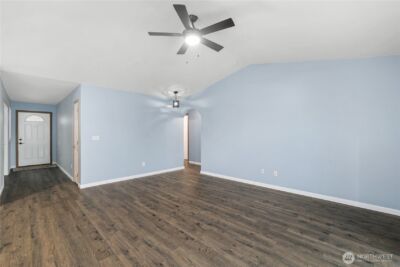 10109 Meadowside Lane SW, Rochester, WA 98579 - Photo 5