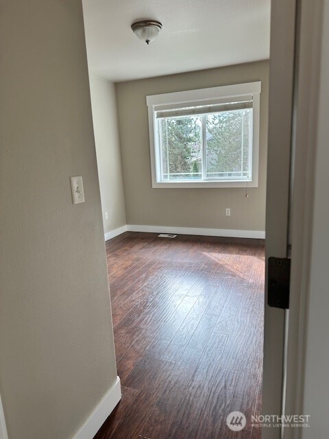 1130 NW Pike Street NW, Auburn, WA 98001