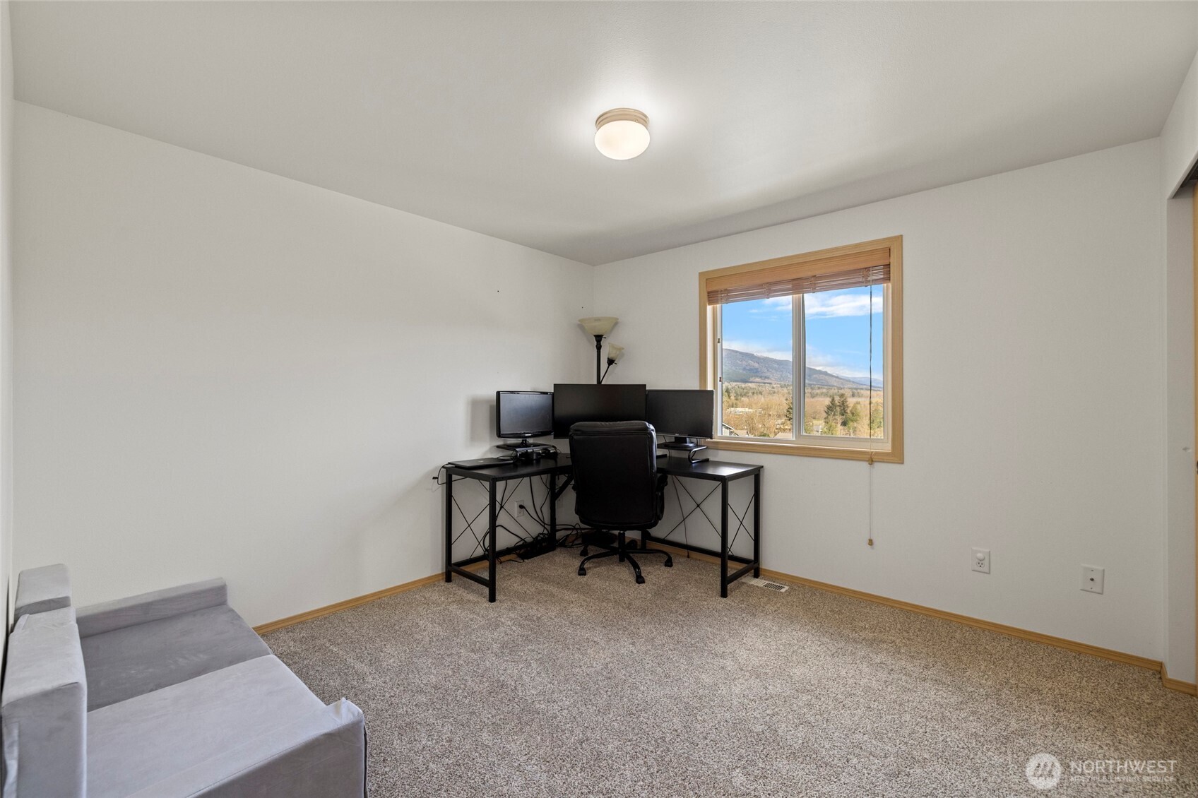 1240 Arrezo Drive , Sedro Woolley, WA 98284