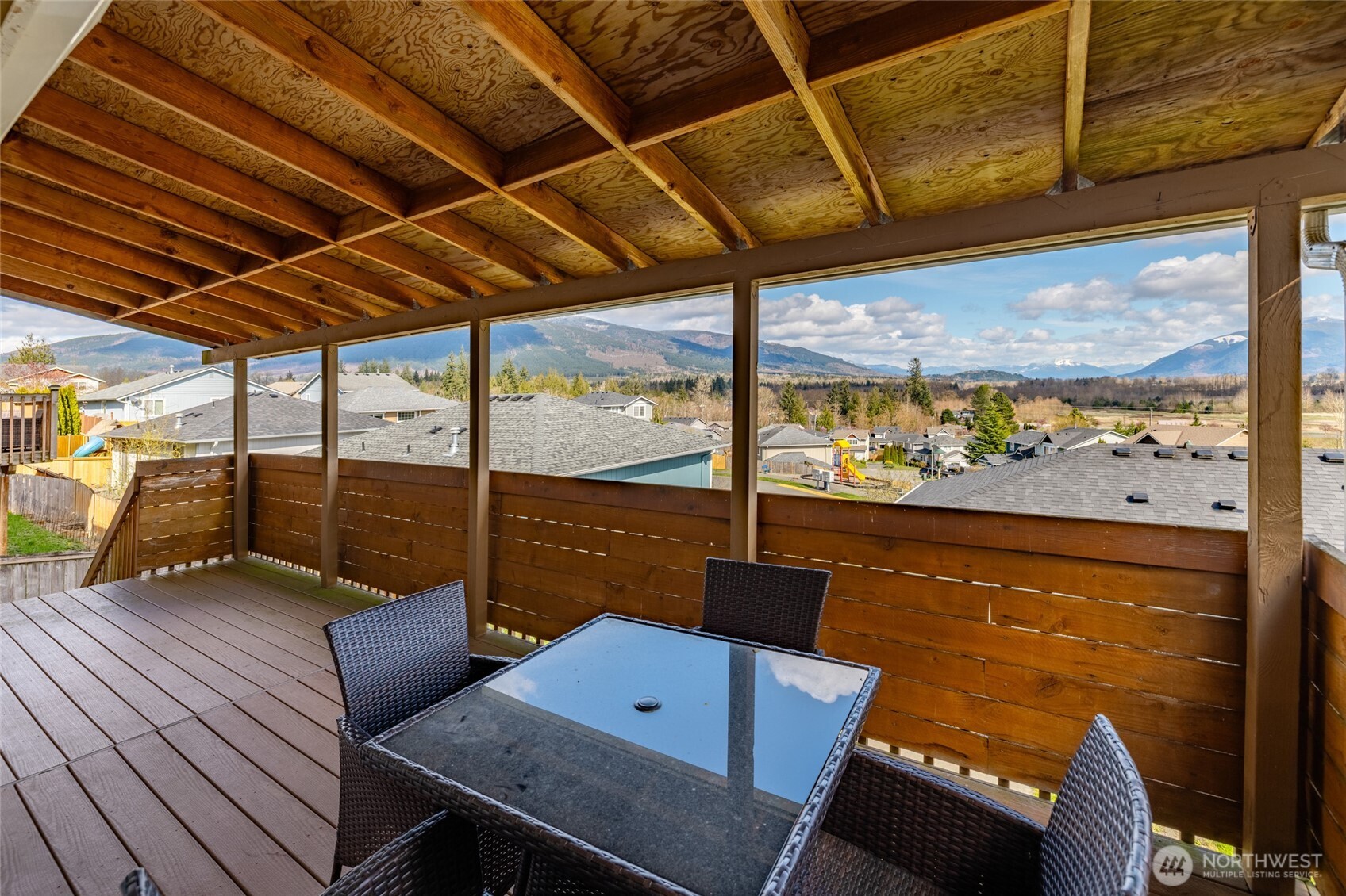 1240 Arrezo Drive , Sedro Woolley, WA 98284