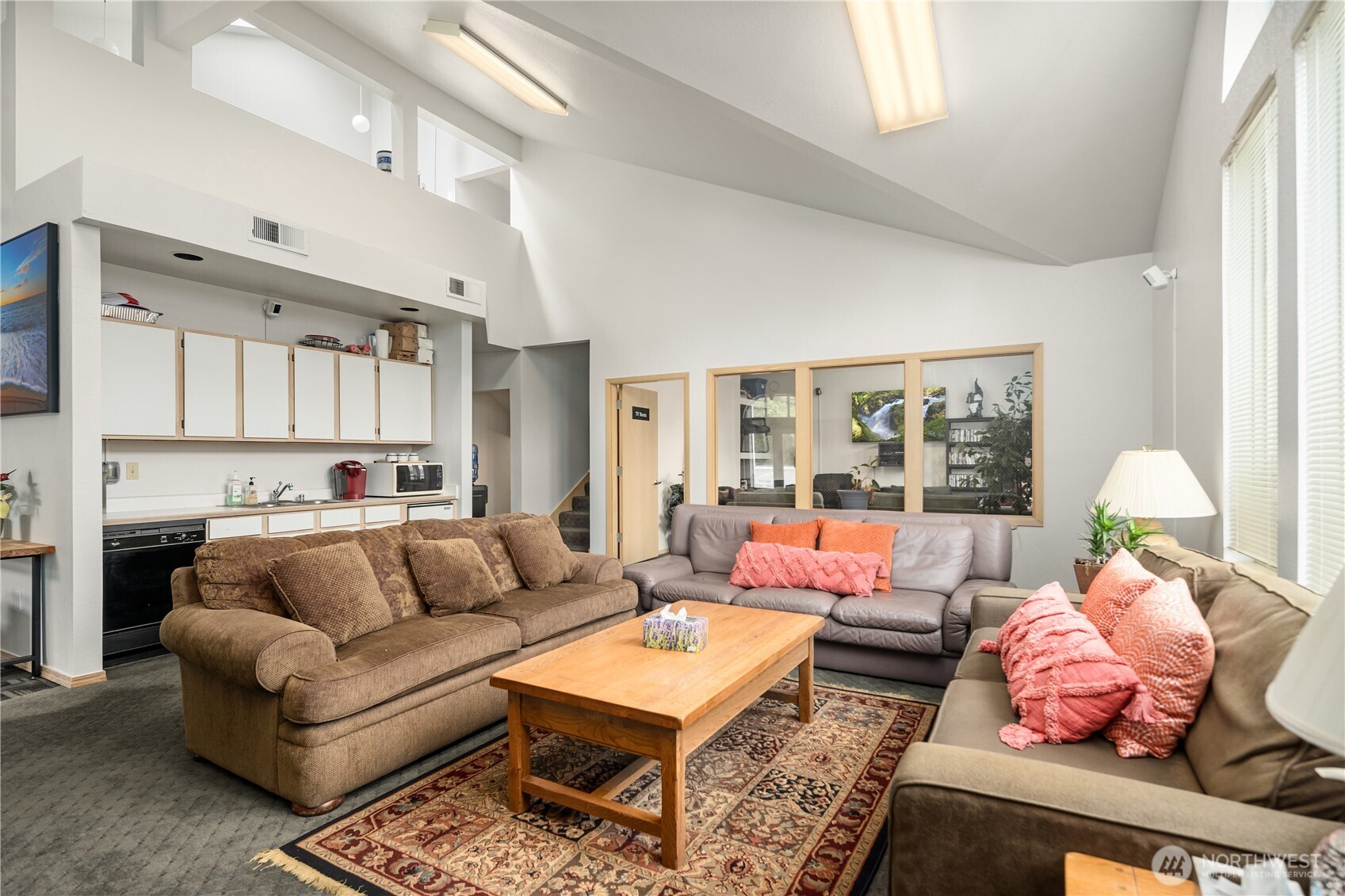 12602 109th Court NE #G201, Kirkland, WA 98034