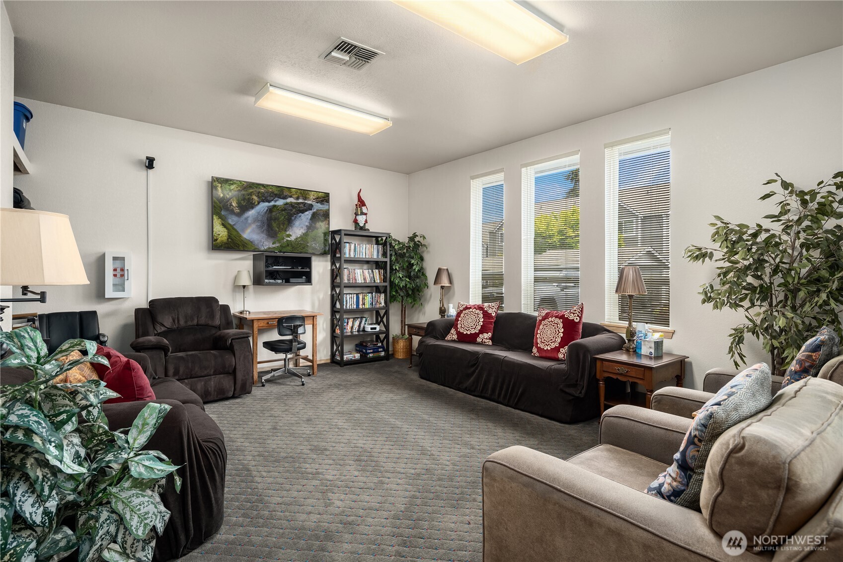 12602 109th Court NE #G201, Kirkland, WA 98034