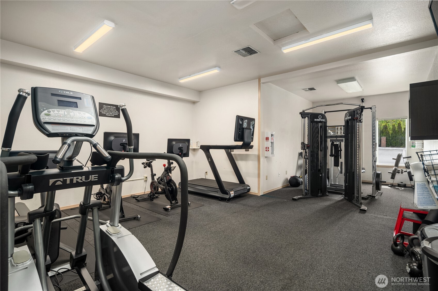 12602 109th Court NE #G201, Kirkland, WA 98034