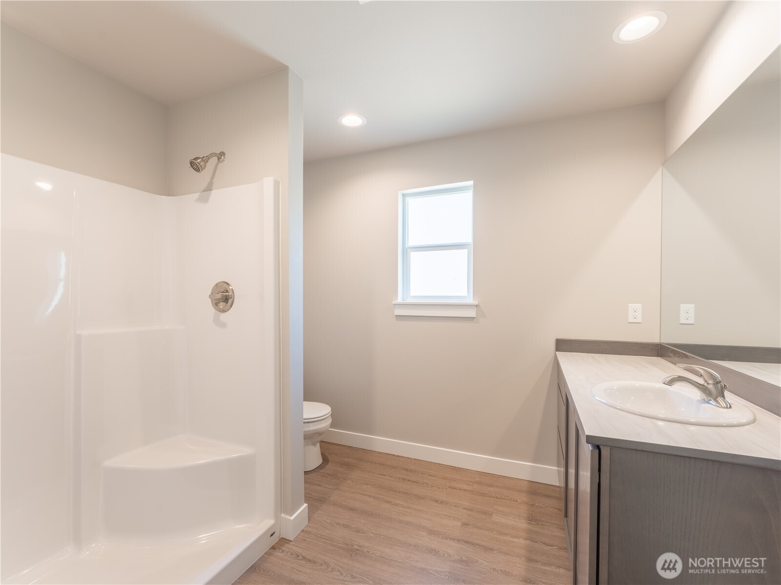 2476 Noah Street SE, East Wenatchee, WA 98802