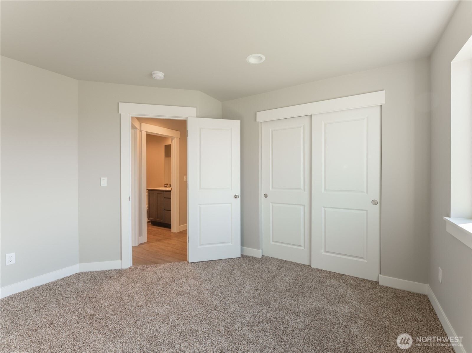 2476 Noah Street SE, East Wenatchee, WA 98802