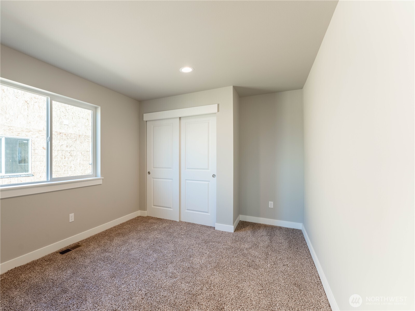 2476 Noah Street SE, East Wenatchee, WA 98802