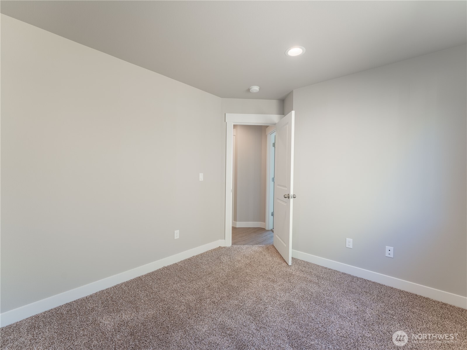 2476 Noah Street SE, East Wenatchee, WA 98802