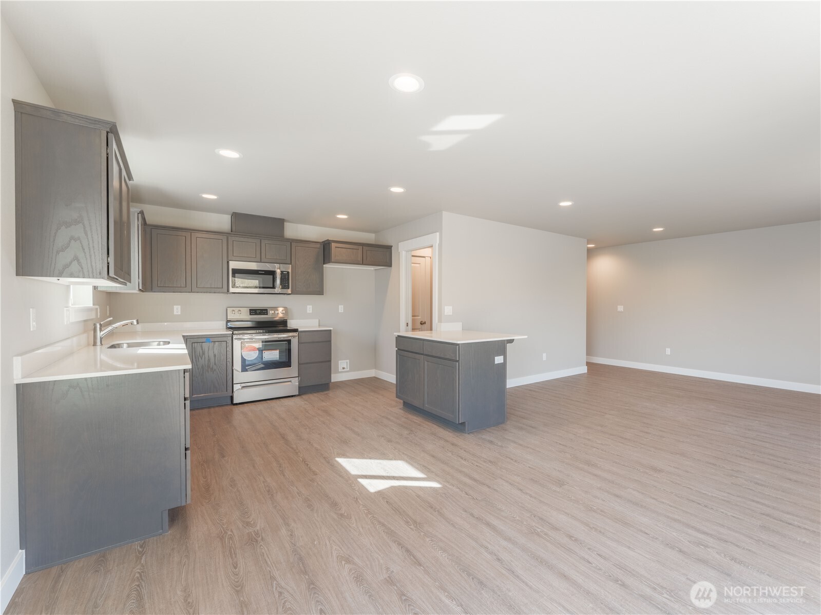 2476 Noah Street SE, East Wenatchee, WA 98802